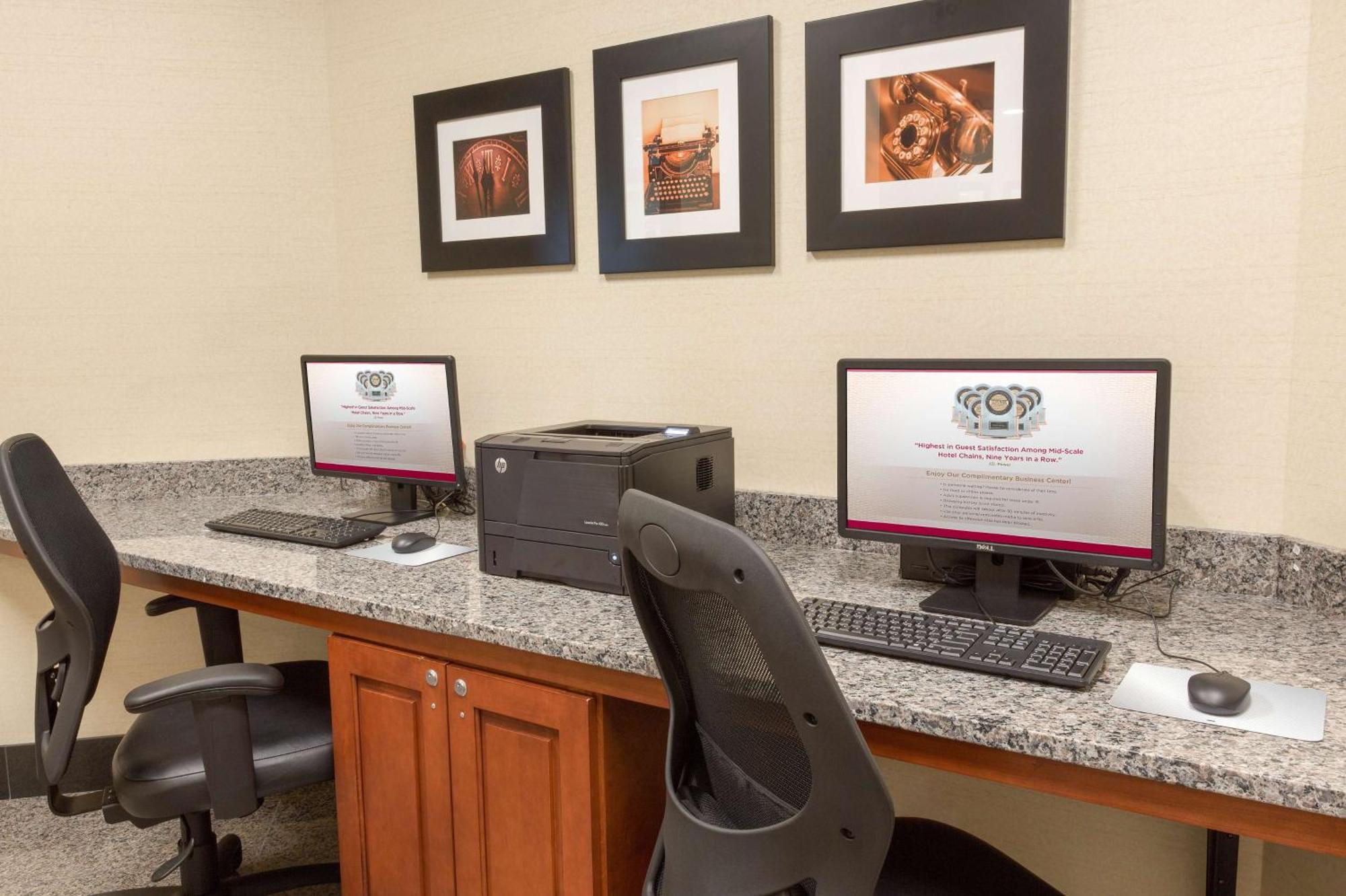 Drury Inn & Suites St. Louis Brentwood Bagian luar foto