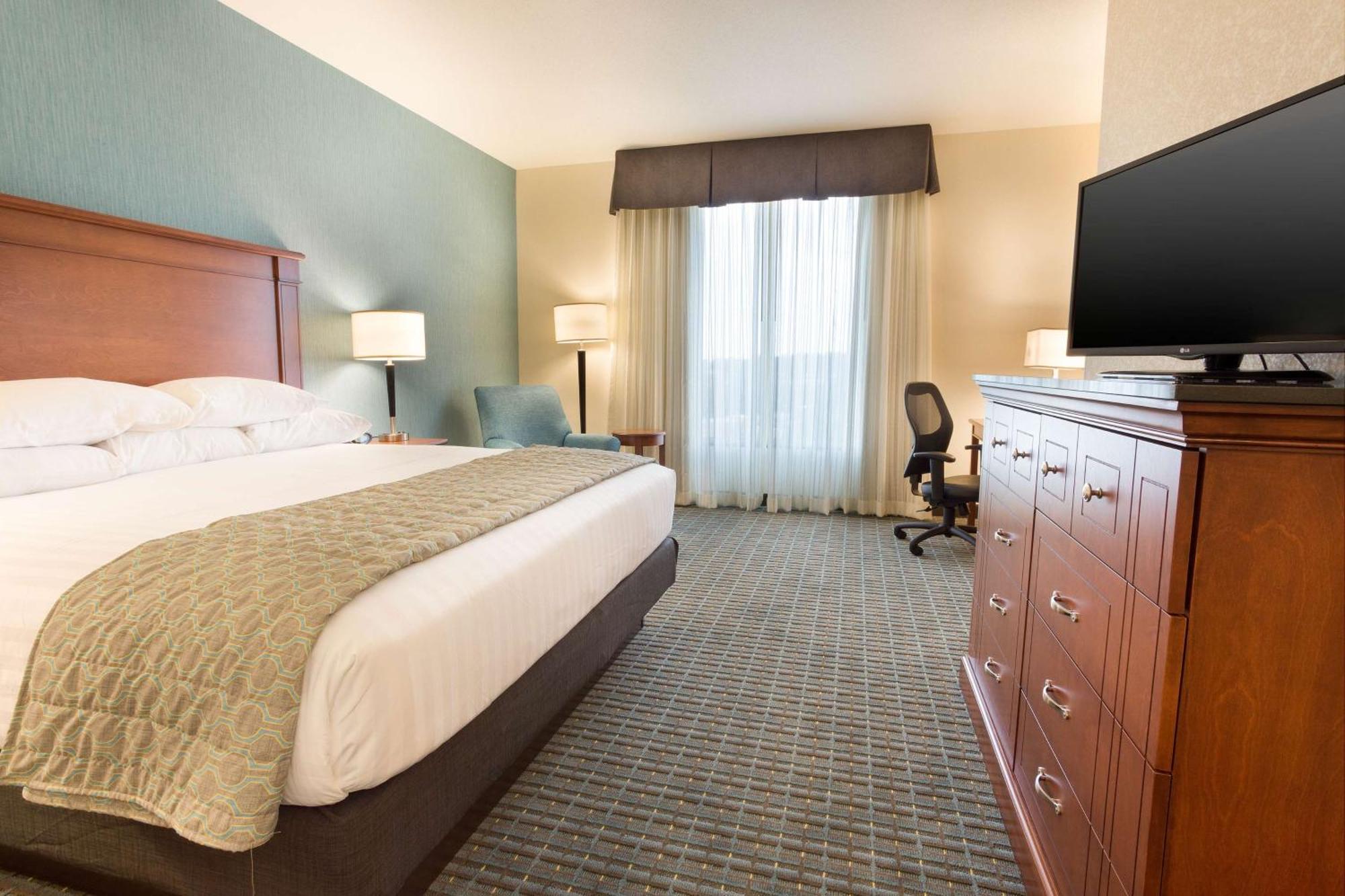Drury Inn & Suites St. Louis Brentwood Bagian luar foto