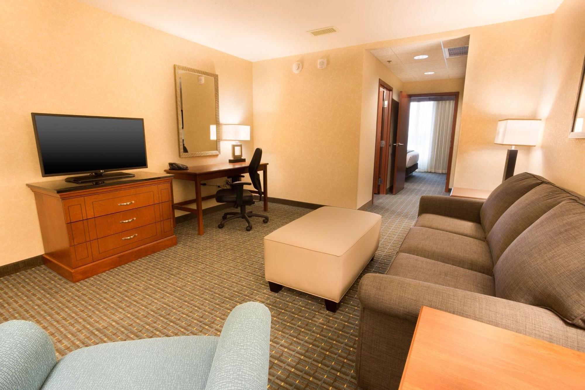 Drury Inn & Suites St. Louis Brentwood Bagian luar foto
