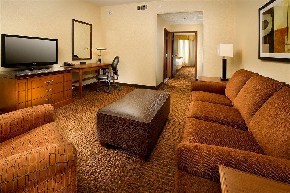 Drury Inn & Suites St. Louis Brentwood Bagian luar foto